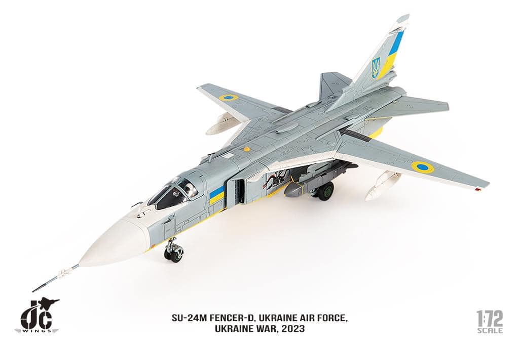 JCW-72-SU24-001烏克蘭空軍SU-24M Fencer-D模型 1/72成品