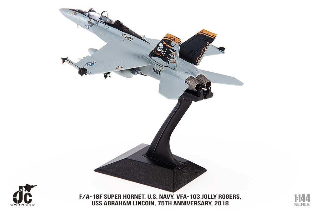 JCW-144-F18-003 VF-103海盜旗 F/A-18F超級大黃蜂戰機模型