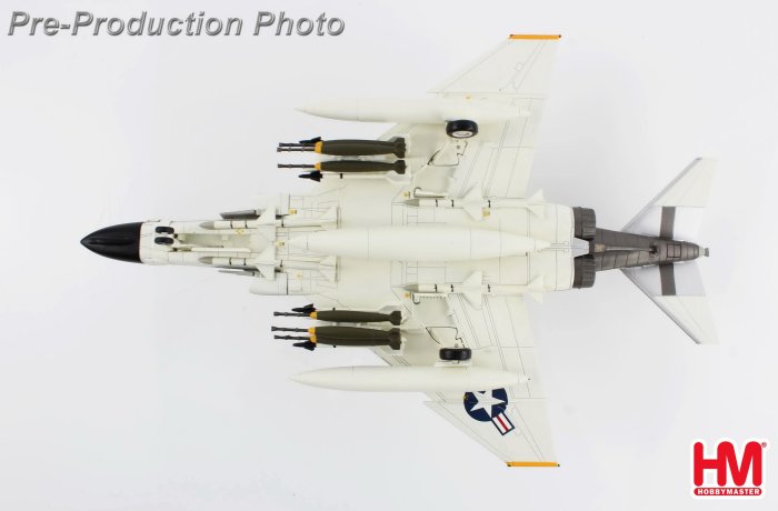 HA19048美國海軍VF-84 JOLLY ROGERS F-4B 模型1/72成品