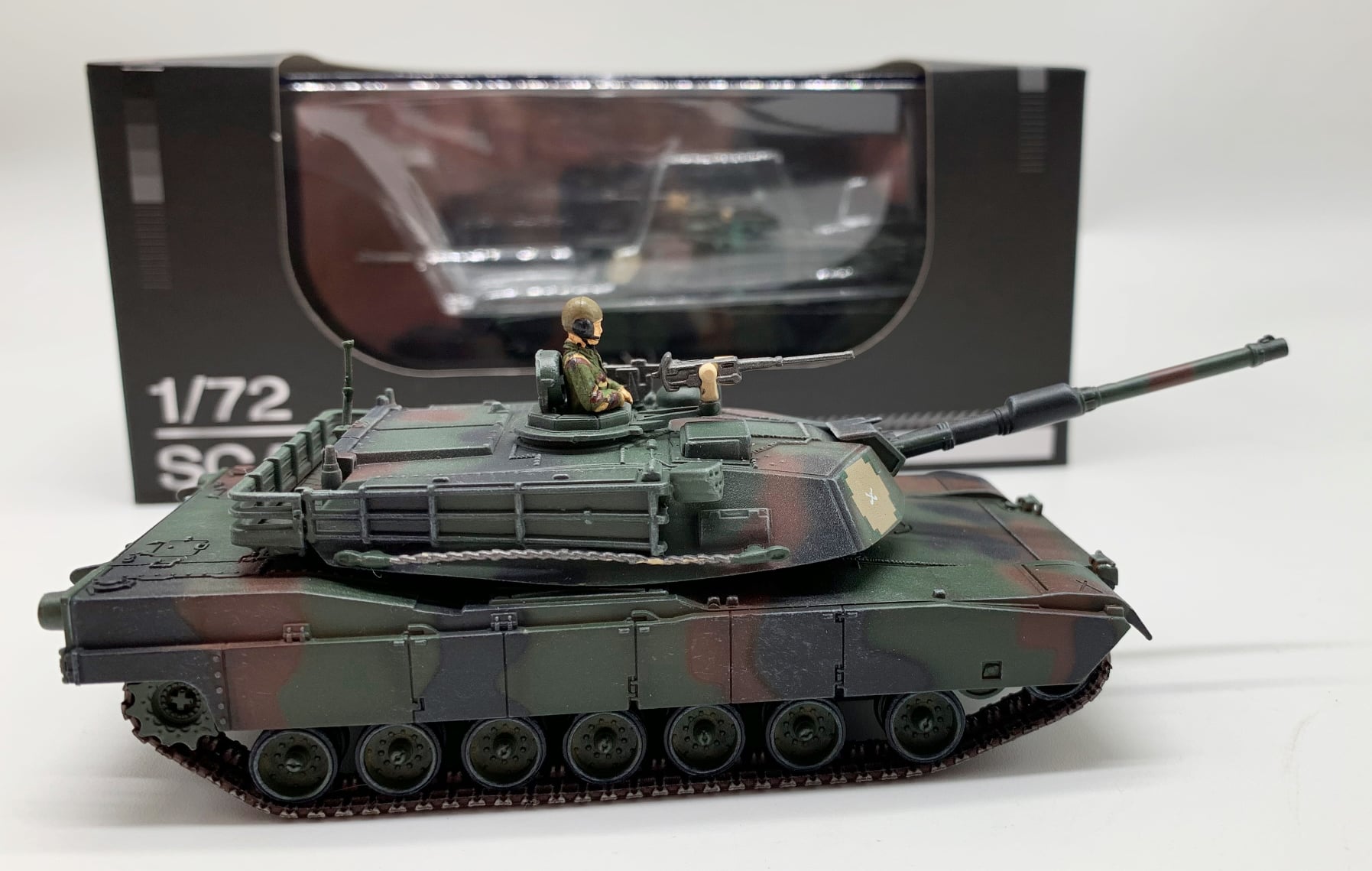 美國Abrams M1A2艾布蘭主戰坦克(北約三色迷彩)(無兵人)