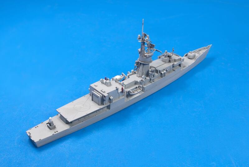 SE70002美軍諾克斯級*海軍濟陽級巡防艦1/700模型