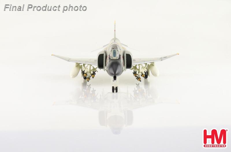 HA19048美國海軍VF-84 JOLLY ROGERS F-4B 模型1/72成品