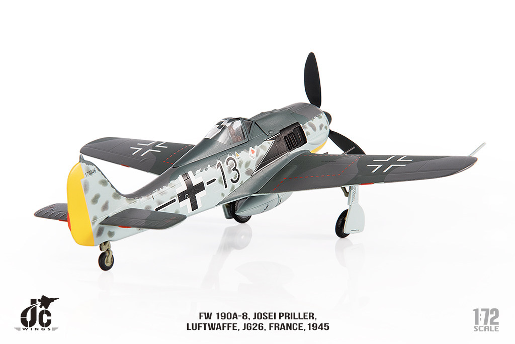 JCW-72-FW190-003 德國空軍FW-190A-8模型