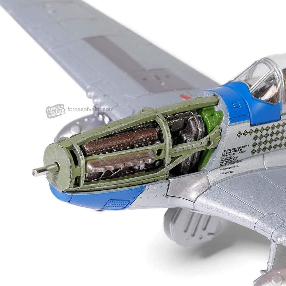 812013A美軍P-51D空戰王牌1941-1947約翰·C·邁耶將軍座機模型1/72成品