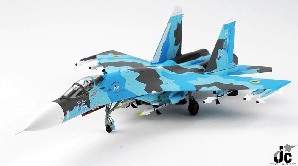 JCW-72-SU27-001 烏克蘭SU-27 FLANKER-B 831戰術航空旅 模型