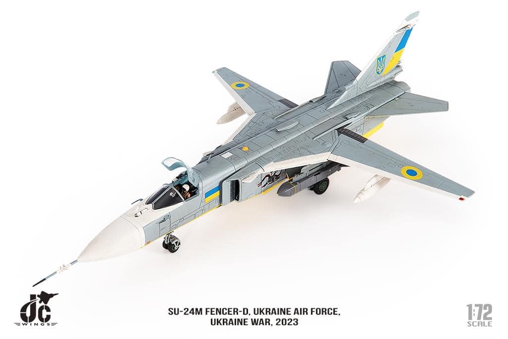 JCW-72-SU24-001烏克蘭空軍SU-24M Fencer-D模型 1/72成品