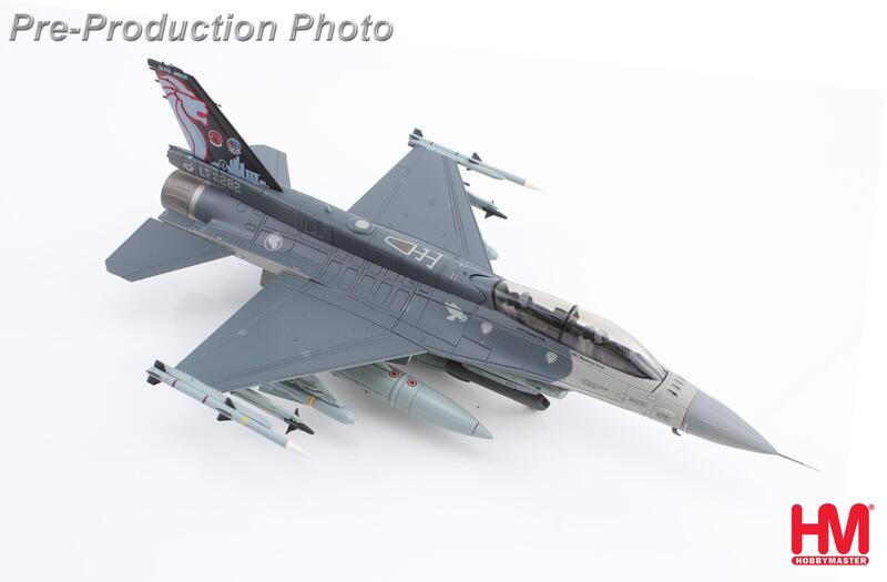 HA38025 新加坡F-16D Silver Jubil戰鬥機模型