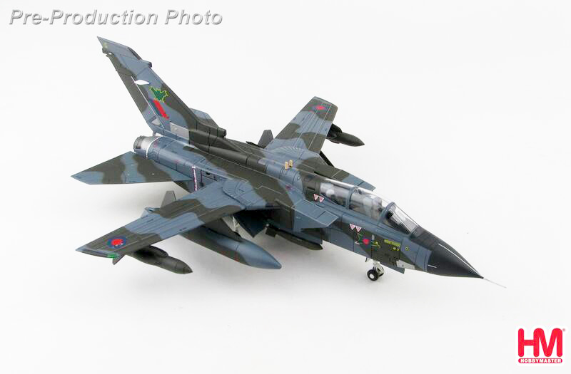 HA6702 英國皇家空軍Tornado GR.1 ZA 592G, 第9中隊合金模型