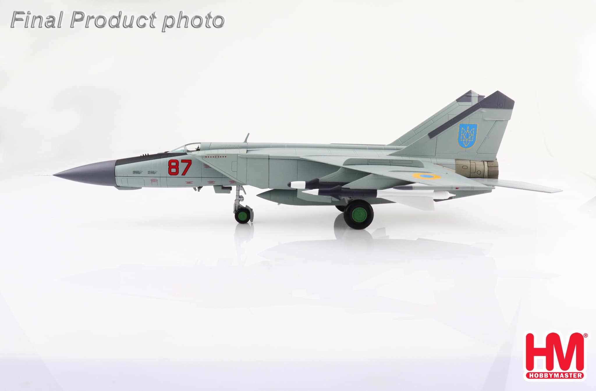 HA5609 烏克蘭MiG-25PDS狐蝠Foxbat Red 87戰鬥機合金模型1/72成品