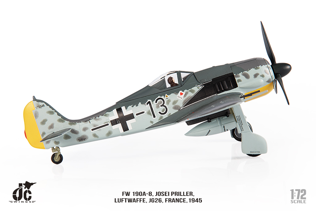 JCW-72-FW190-003 德國空軍FW-190A-8模型