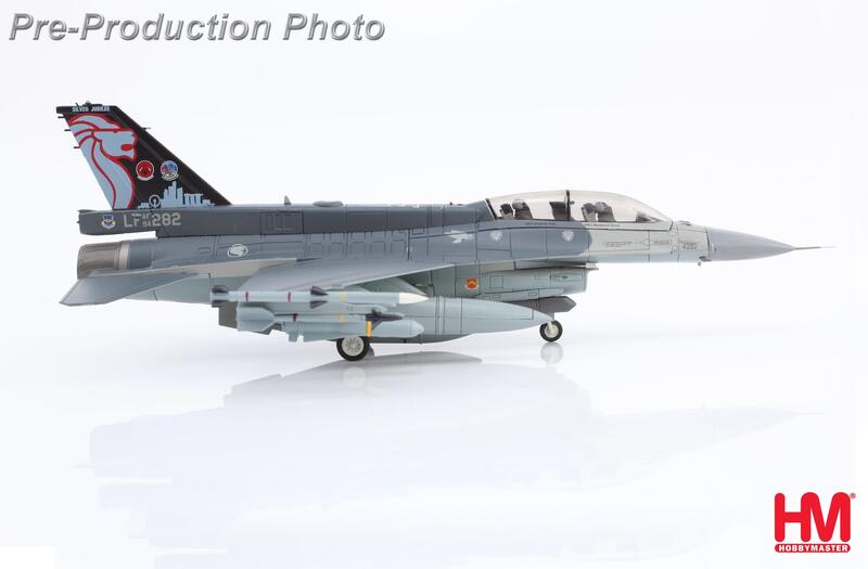 HA38025 新加坡F-16D Silver Jubil戰鬥機模型