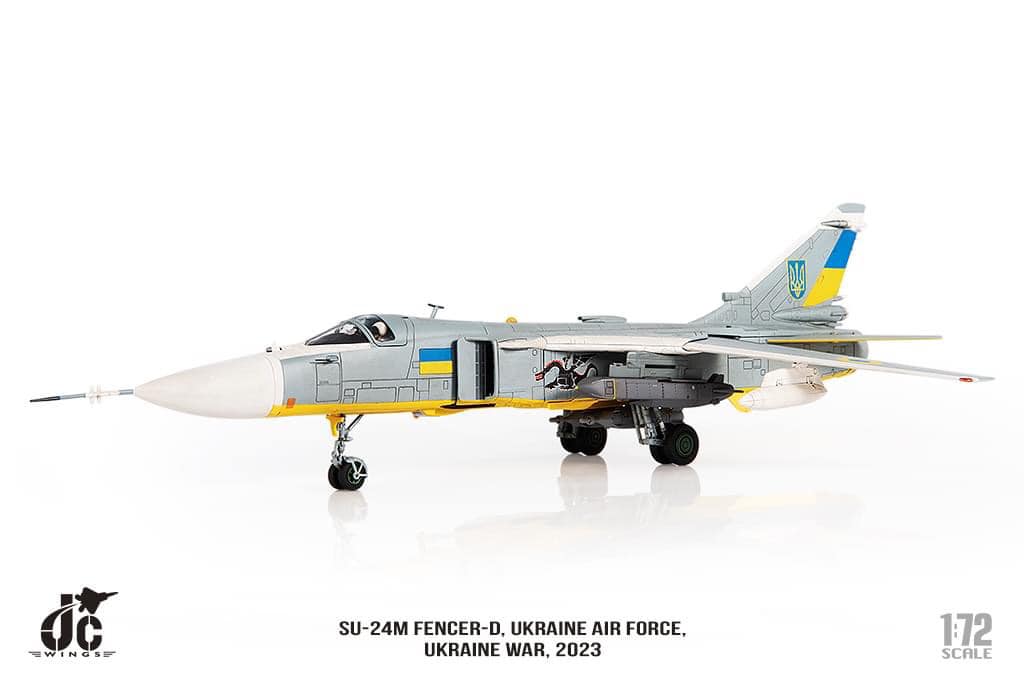 JCW-72-SU24-001烏克蘭空軍SU-24M Fencer-D模型 1/72成品