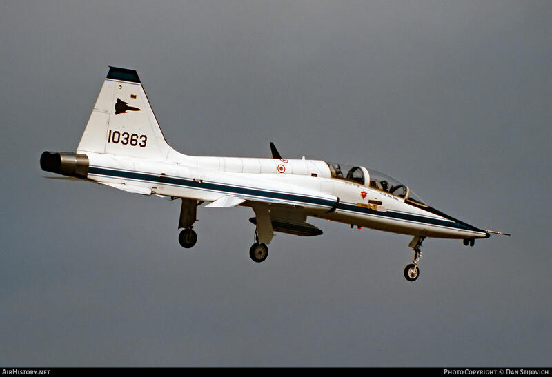 HA5410  T-38A Talon 65-10363教練機合金模型