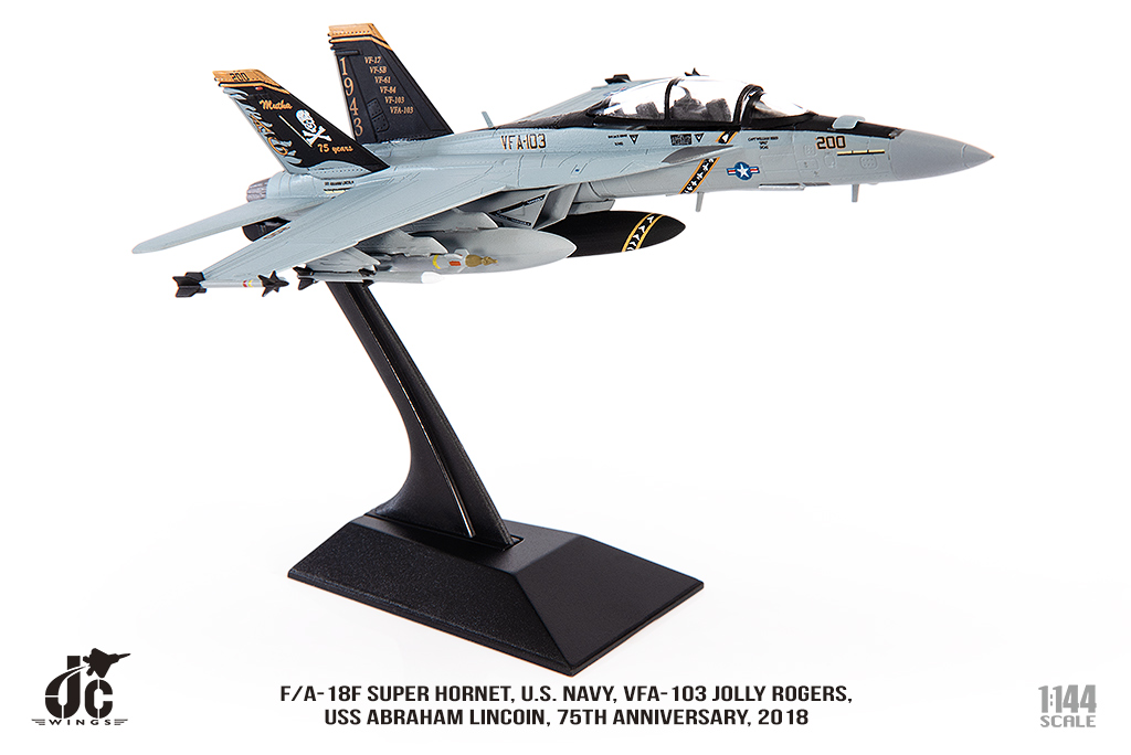 JCW-144-F18-003 VF-103海盜旗 F/A-18F超級大黃蜂戰機模型