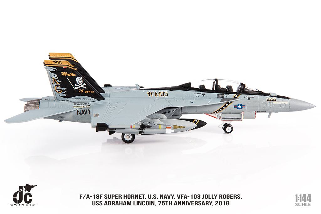 JCW-144-F18-003 VF-103海盜旗 F/A-18F超級大黃蜂戰機模型