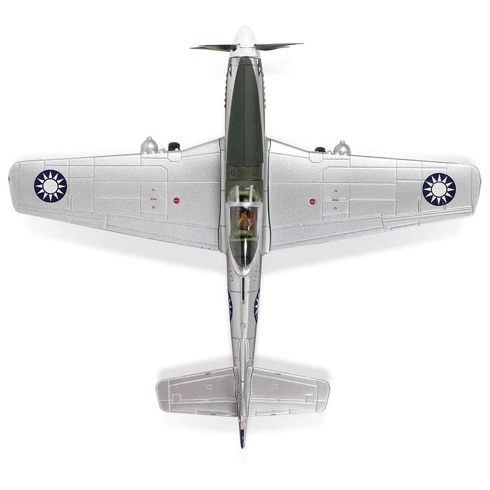 812013E空軍第五大隊P-51D戰鬥機模型1/72成品