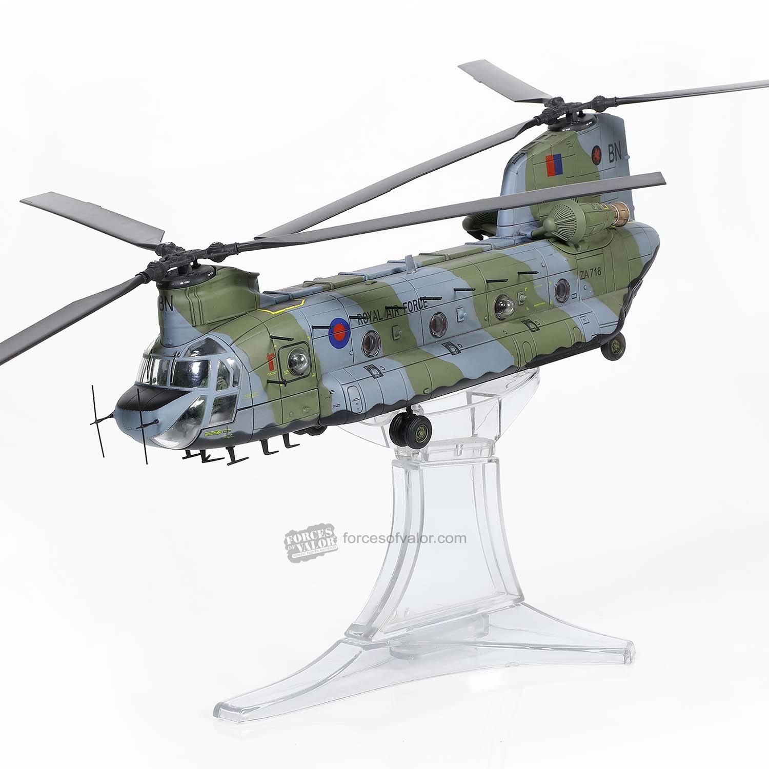 821004C英國皇家空軍18中隊CH-47 HC. Mk.1福克蘭1982模型1/72成品