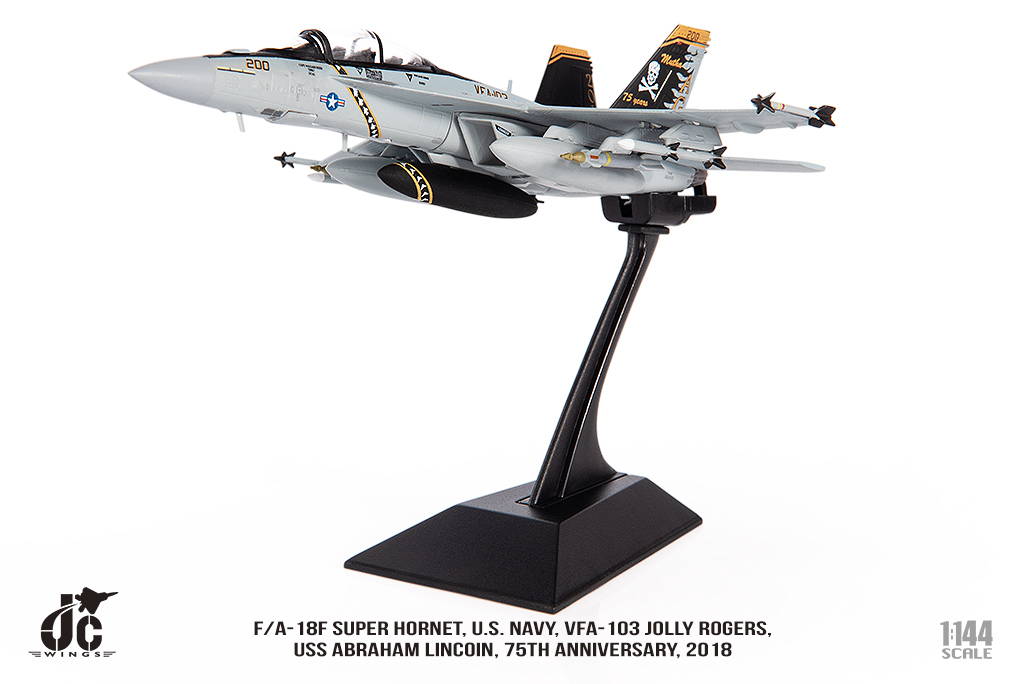 JCW-144-F18-003 VF-103海盜旗 F/A-18F超級大黃蜂戰機模型